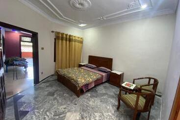 پانسیون Al Rehman Guest House Thandiani