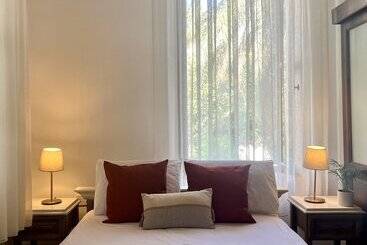 פנסיון Flor Guest House