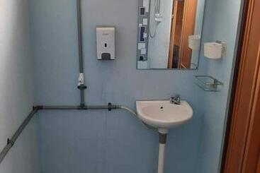 بنسيون Homestay Cabin Highway