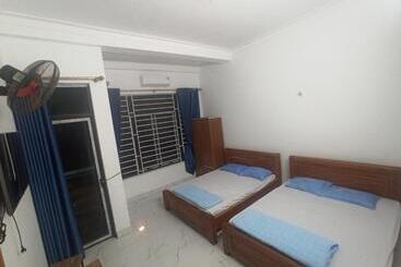 Bed and Breakfast Nhà Nghỉ Anh Hưng Sầm Sơn