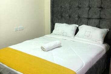 Bed and Breakfast Studio At Nairobi West At Stadeview Apartment