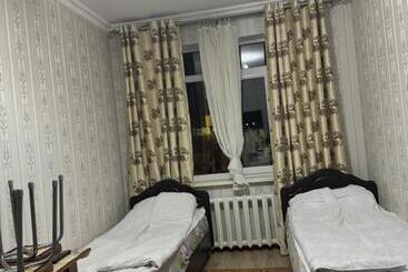 Nur Hotel With Hot Spring