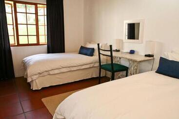 펜션 Desert Rose Guesthouse