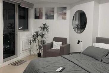 هتل آپارتمان Grayscale Haven Azure North Pampanga