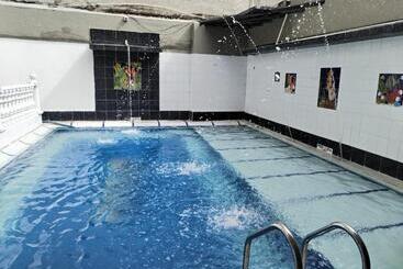 호텔 Dinastia Castillo Melgar