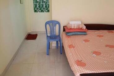 هتل کپسول Nhà Nghỉ 1988