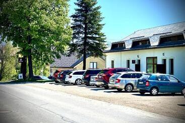 Пансион Penzión Hrubjak   Turistické Izby