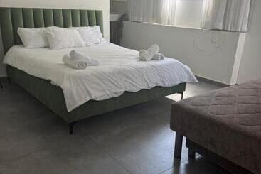 리조트 הוילה במגדל