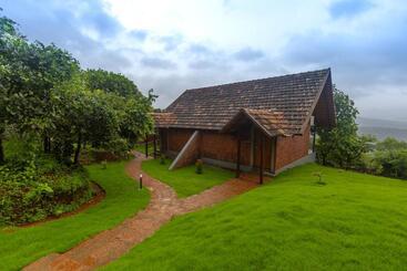 Sandalmist Resort And Spa