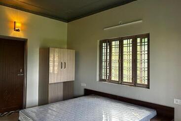 Albergue Hoztel Jollygrrant Doon