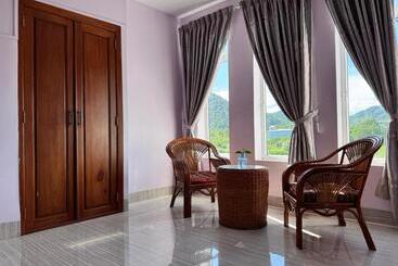 ユースホステル Ocean Breeze At Kep