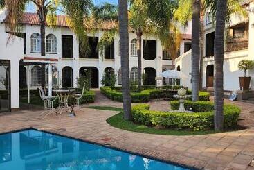 צימר Casa Grande Guest Lodge