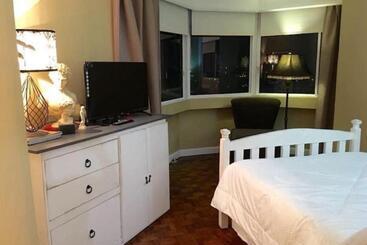 מלון דירות Greenhills 1br Lower Penthouse W Panoramic View