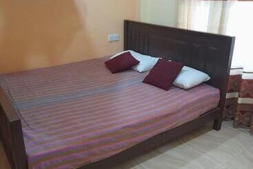 فندق Kathiri Rest Inn