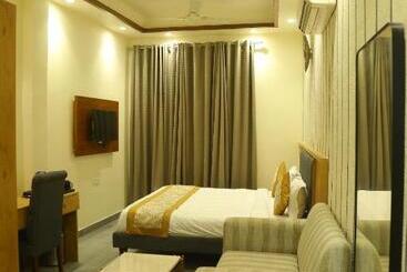 Hotel Rosewood Grand