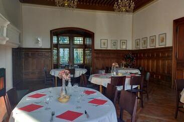 펜션 Chambres Au Chateau Saint Geoire