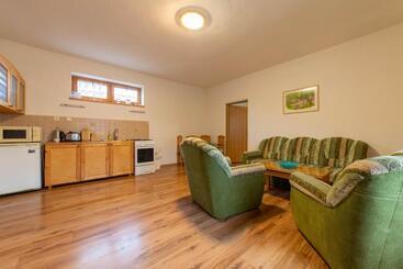 ペンション Chata Eli