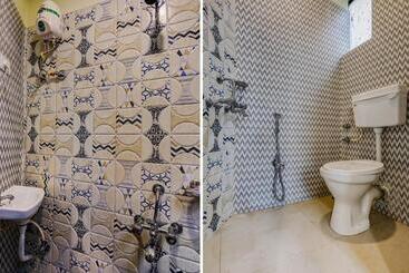 펜션 New Harsita Inn By Glitz Hotels