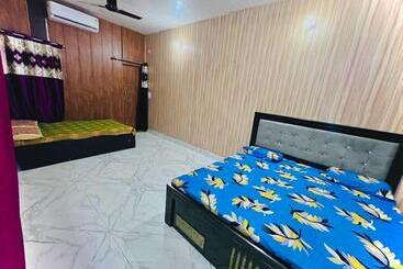 펜션 Sri Khatu Shyam Palace