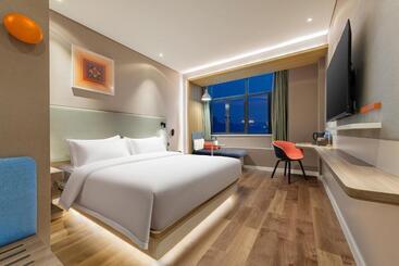 宜昌中青秋果酒店