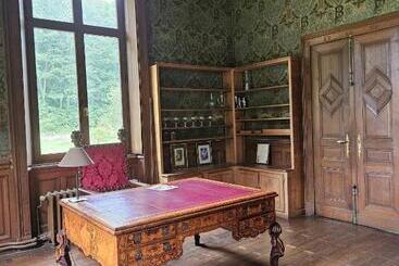 צימר Château De Laclaireau