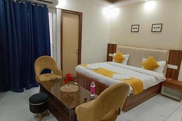 Fabhotel Hari Rudra Inn