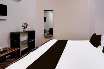 فندق Oyo Shiva Residency