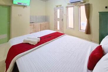 בית מלון כפרי Reddoorz Near Alun Alun Jepara