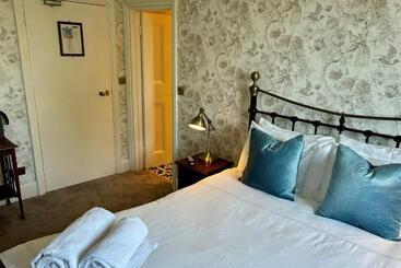 ホテル Tern Hill Hall