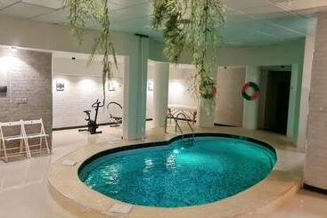 پانسیون شاليه قطر الندى   الطائف