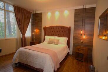 پانسیون Habitación Morada Luna Condesa 7