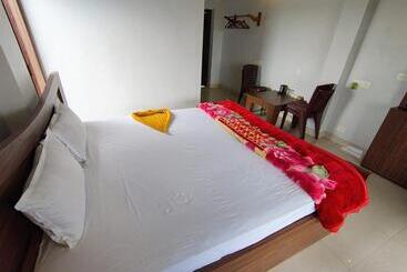 Dakshinayana Resort And Restaurant