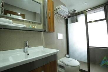 בית מלון כפרי Honey Comb