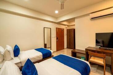 酒店 Kumbanad Heritage