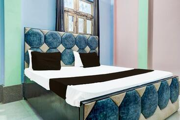 فندق Oyo City Light