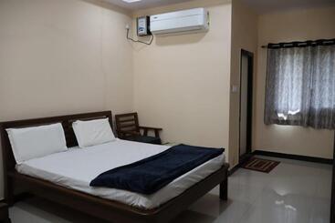 בית מלון כפרי Volety Grand