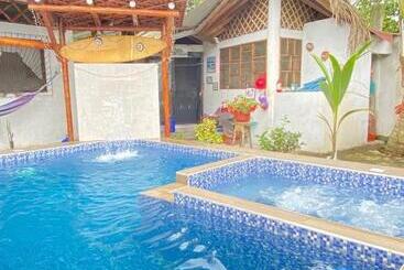 پانسیون Casa Surf Brother  S He Enalu