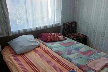 Пансион Cosy Charming Hostel In Central Of Marijampole
