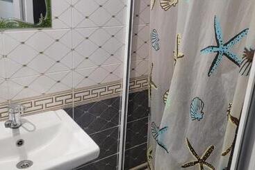 پانسیون Roma S Guesthouse