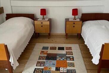 פנסיון Schlamau19   Unterm Nussbaum