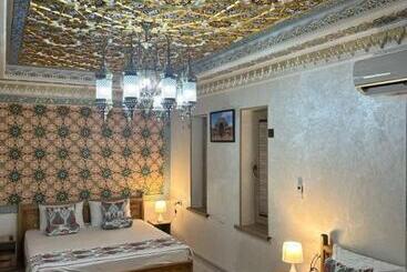 بنسيون Ark Hotel In Old City