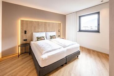 펜션 Villa Hubertus Luxuria Nova Suites   Adults Friendly