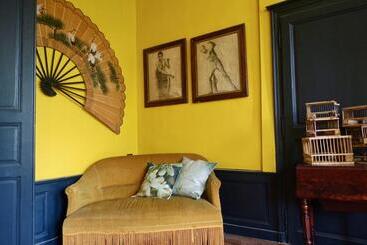 مبيت وإفطار Le Jardin Des Triomphes