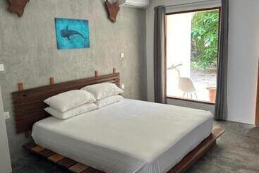 ホテル Dive And Sleep   All Inclusive Diving Guesthouse   3 Dives Per Day
