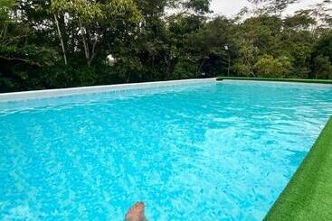 هتل Glamping Villas Del Llano