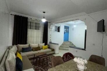 هتل آپارتمان Mèson Chauen