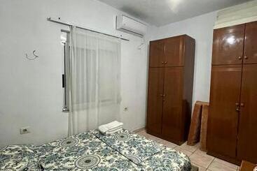 پانسیون Apartaments Martini   Borsh