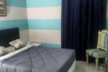 بنسيون Cairo Gem Budget Room 13minutes From The Airport Please Only Book Through Booking We Can T Offer Boo