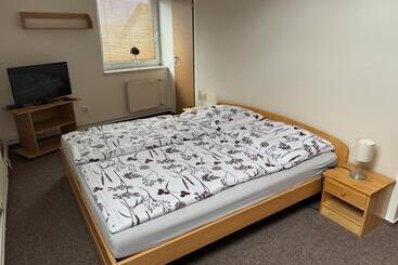 Пансион Penzion A Restaurace U Knoppa