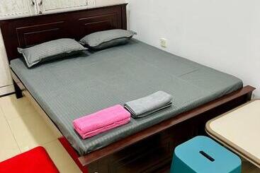 Пансион Rooms By Skein